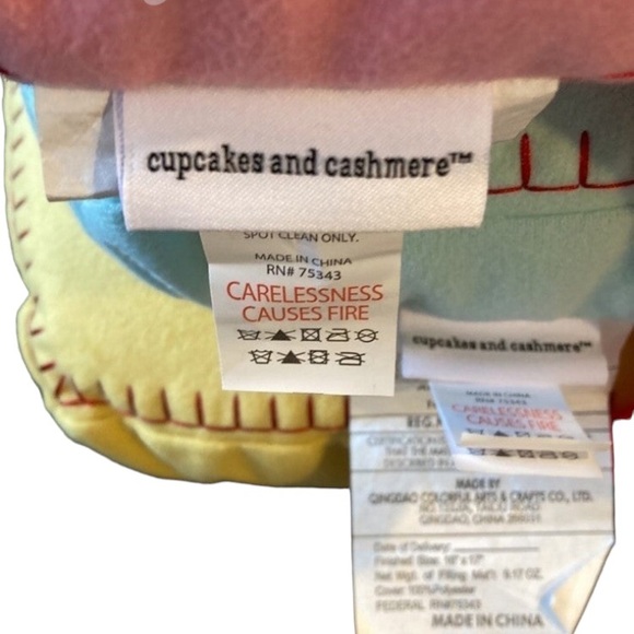 Cashmere and cupcakes Valentine’s Day pillows - Picture 11 of 14